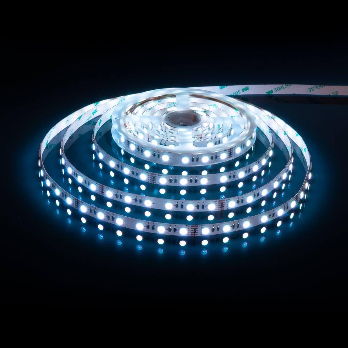 фото светодиодная лента elektrostandard 24w/m 60led/m 5050smd mix rgb/теплый белый 5m a053701 | 220svet.ru
