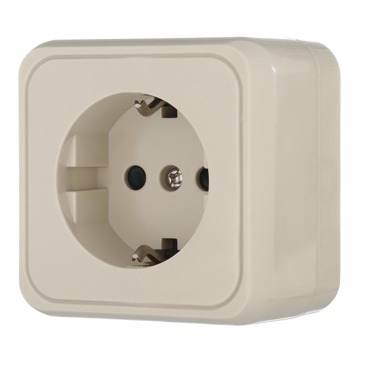фото розетка lk studio открытой установки с заземляющими контактами и защитными шторками (бежевый) 813201 | 220svet.ru