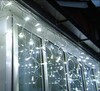 Миниатюра фото уличная светодиодная гирлянда (ul-00001365) uniel бахрома 230v теплый белый uld-b3010-200/twk warmwhite ip67 | 220svet.ru